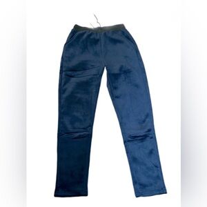 🐥NWOT Blue Velvet Leggings